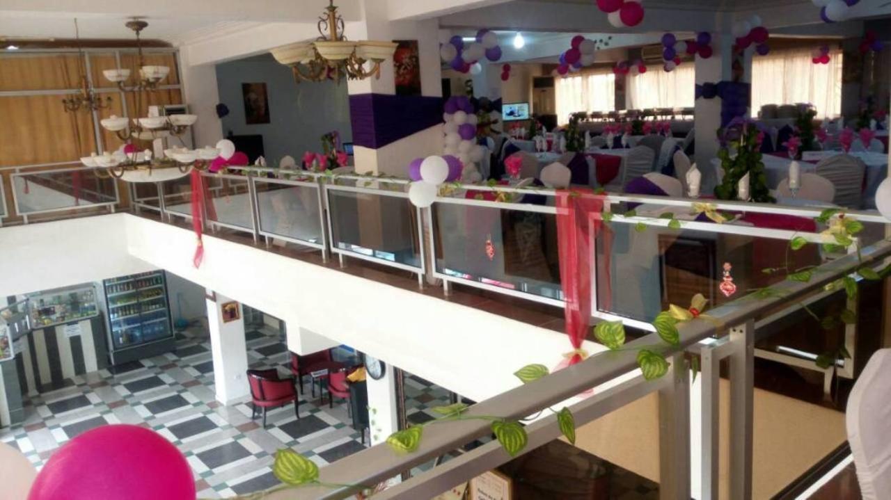 Riviera Hotel Benin Cotonú Exterior foto