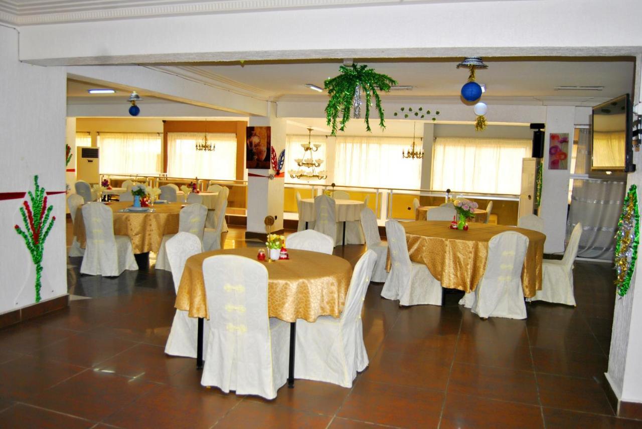 Riviera Hotel Benin Cotonú Exterior foto