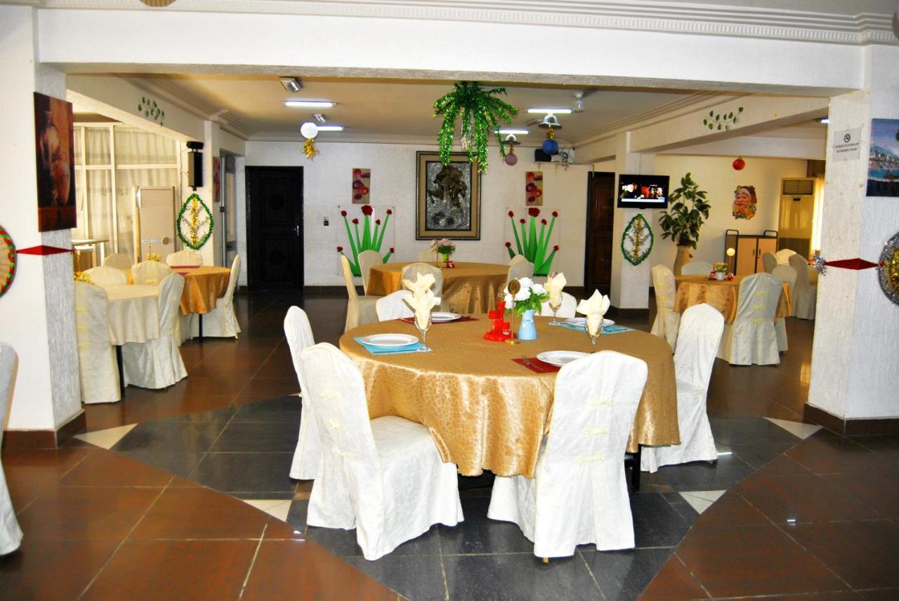 Riviera Hotel Benin Cotonú Exterior foto