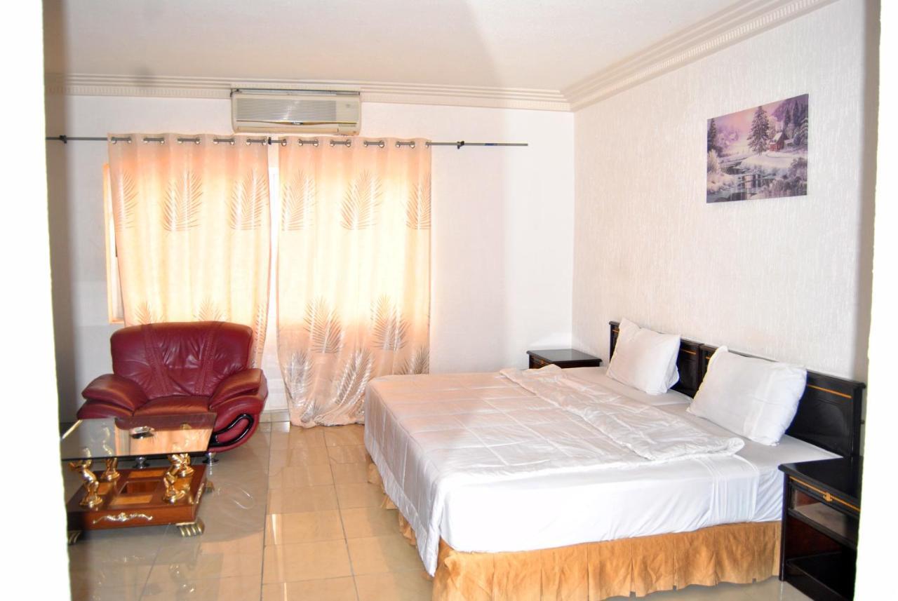 Riviera Hotel Benin Cotonú Exterior foto