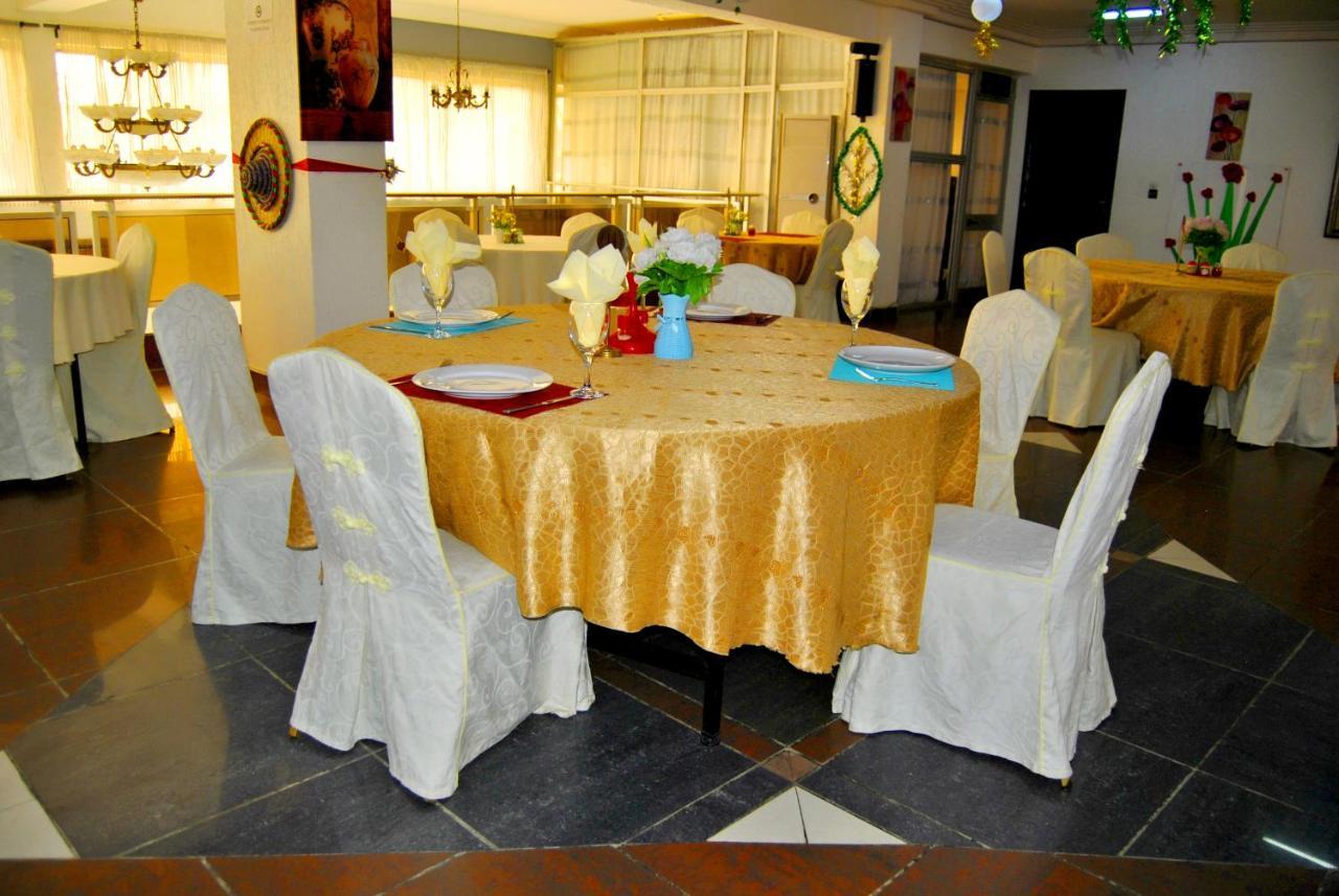 Riviera Hotel Benin Cotonú Exterior foto