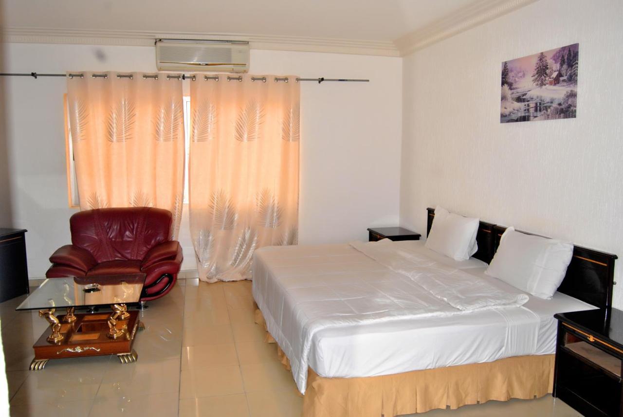 Riviera Hotel Benin Cotonú Exterior foto