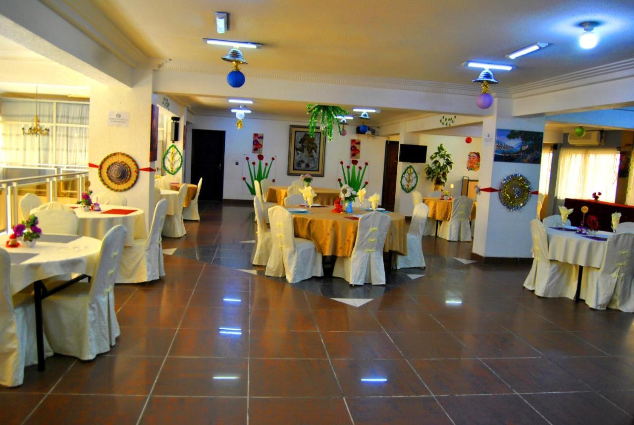Riviera Hotel Benin Cotonú Exterior foto
